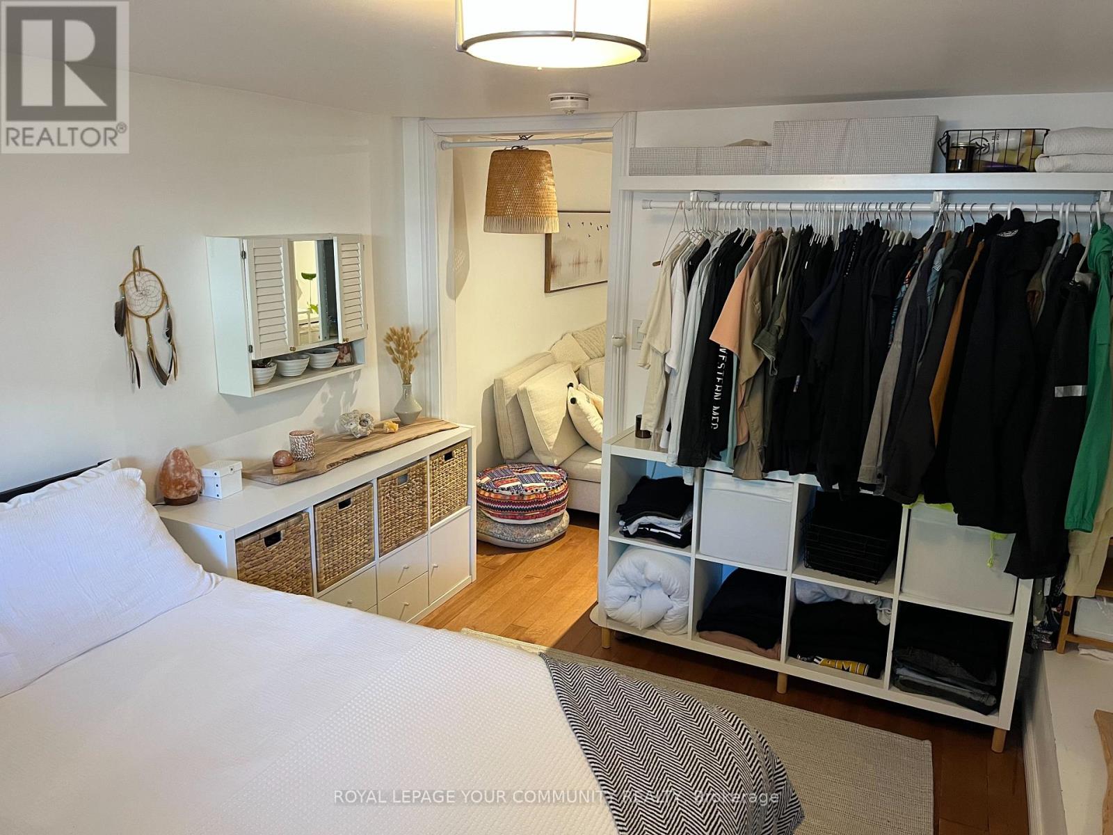 92 Kenilworth (Lower) Avenue, Toronto, Ontario  M4L 3S5 - Photo 9 - E12447631
