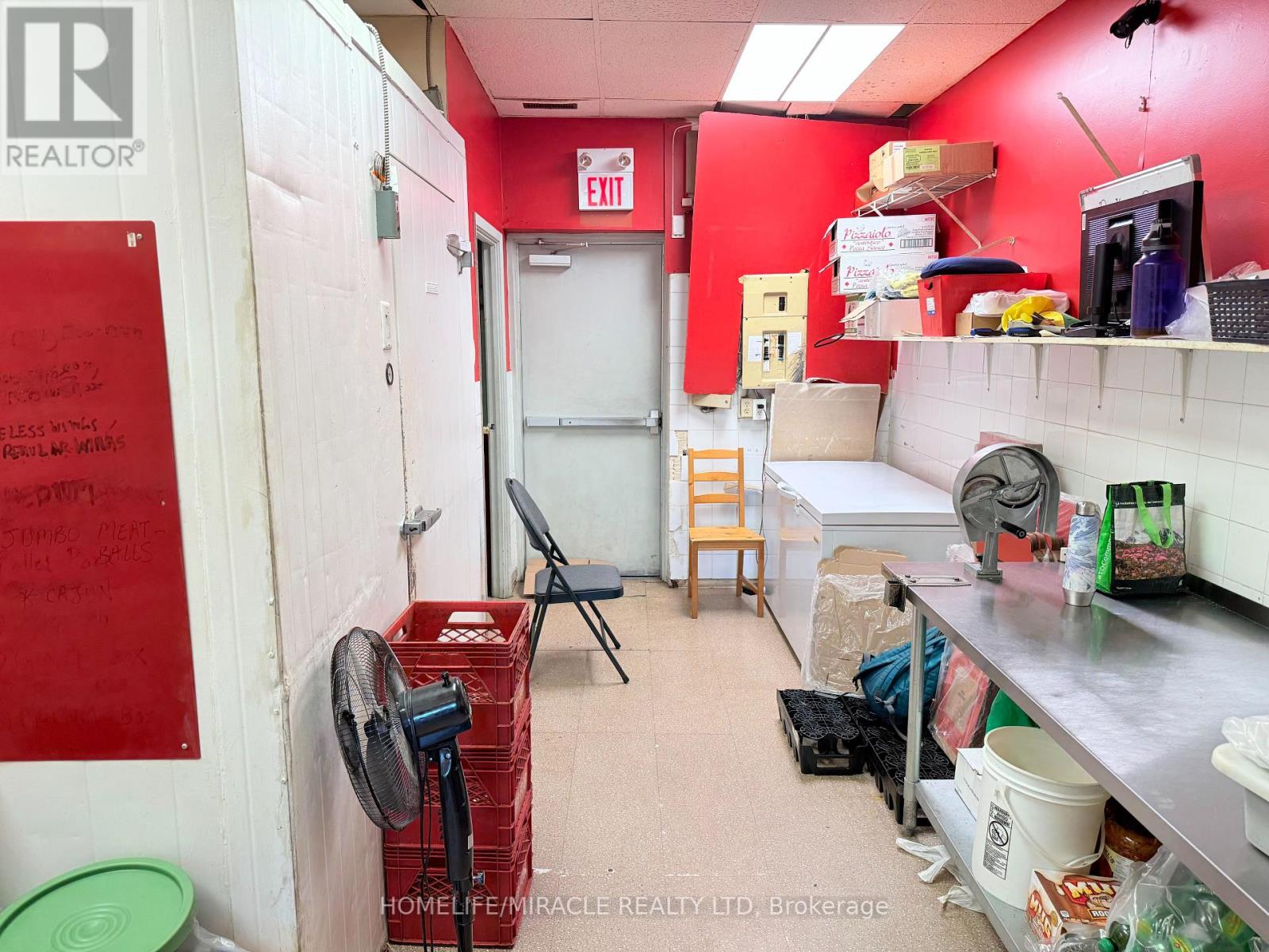 3 Harwood Avenue S, Ajax (Central), Ontario  L1S 2C1 - Photo 5 - E12447686