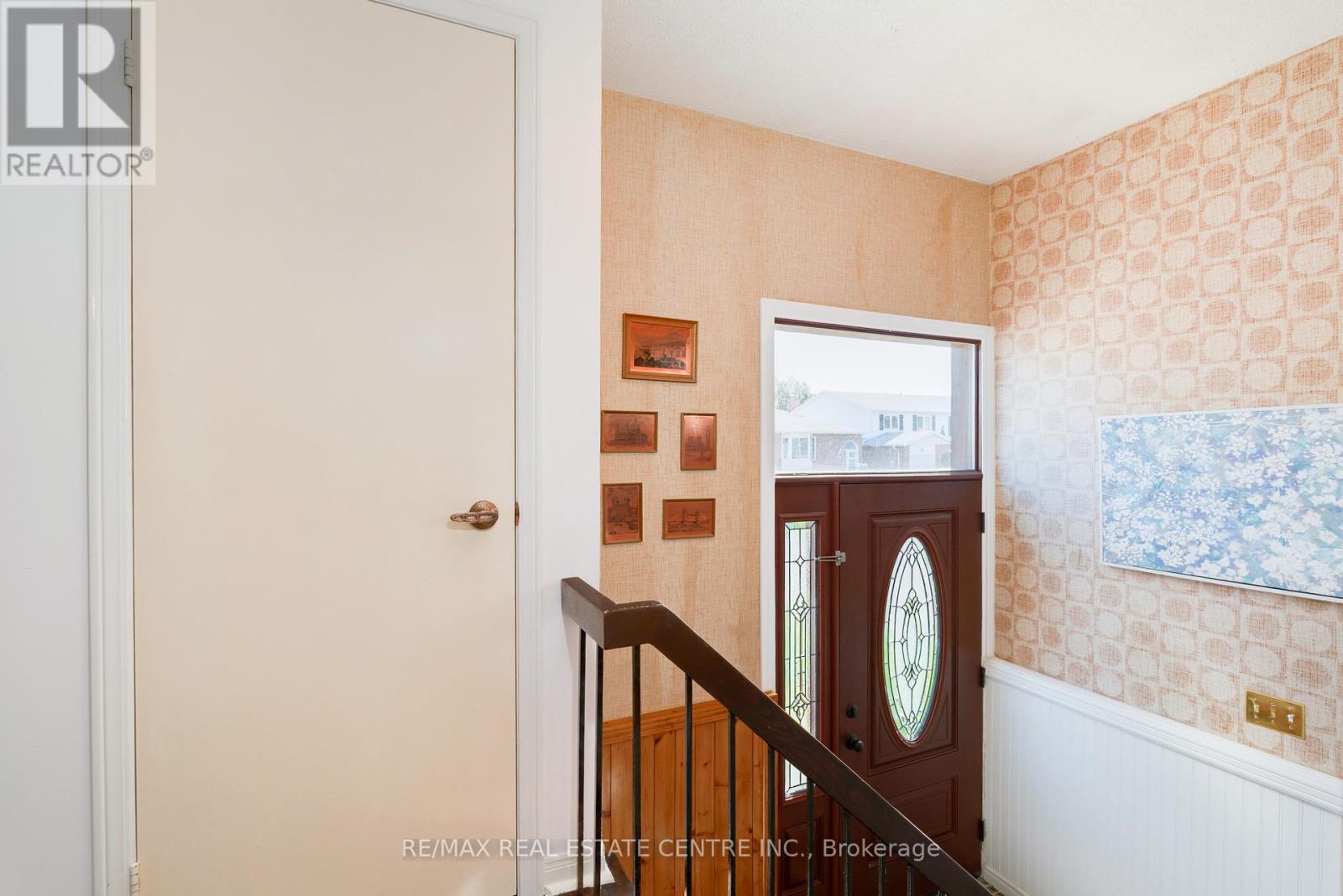 33 Millhouse Crescent, Toronto (Rouge), Ontario  M1B 2E4 - Photo 4 - E12447687