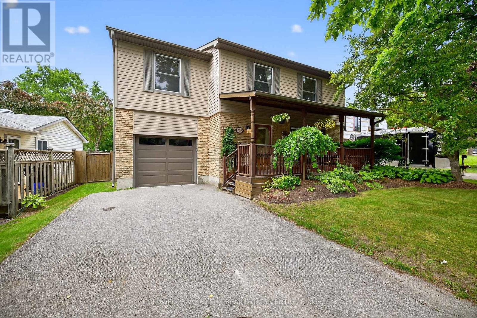 869 MAGNOLIA AVENUE, Newmarket, Ontario