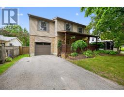 869 MAGNOLIA AVENUE, Newmarket, Ontario