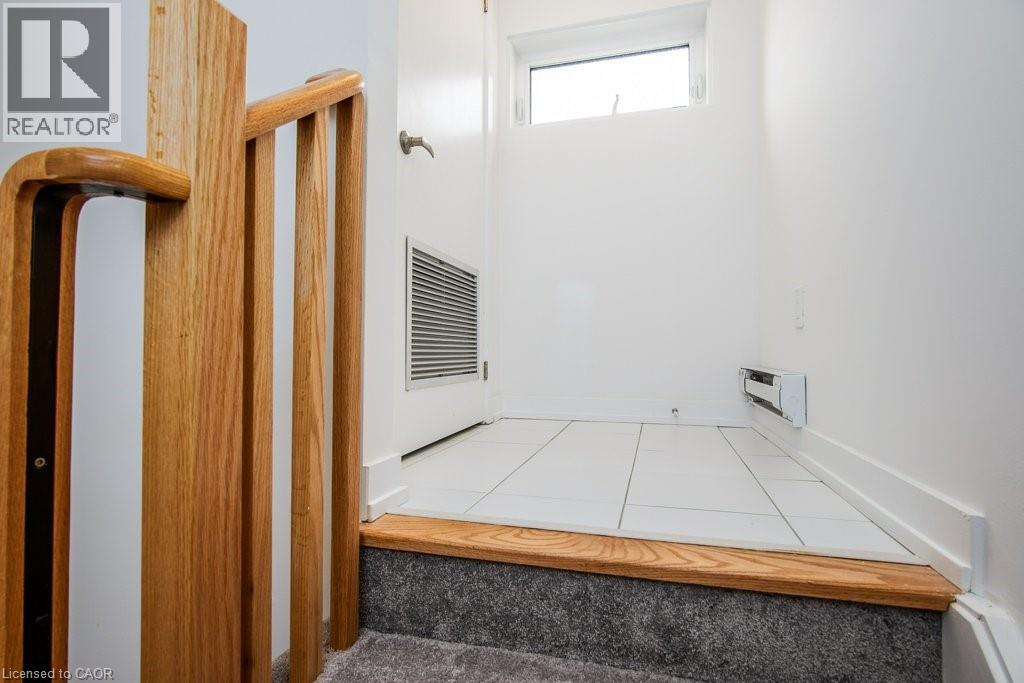 20 Palace Street Unit# E11, Kitchener, Ontario  N2E 0J3 - Photo 37 - 40776599