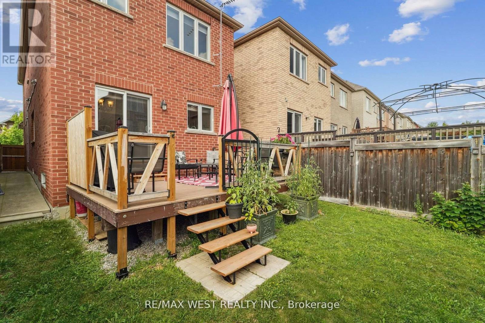 148 Chayna Crescent, Vaughan (Patterson), Ontario  L6A 0L6 - Photo 14 - N12447583