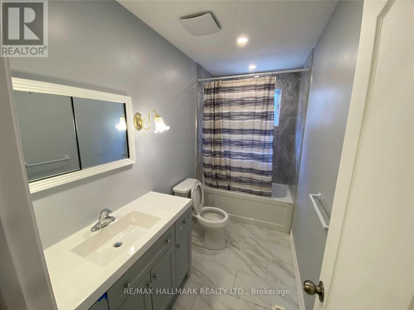 Main - 331 Roywood Crescent, Newmarket, Ontario  L3Y 1A7 - Photo 10 - N12447587