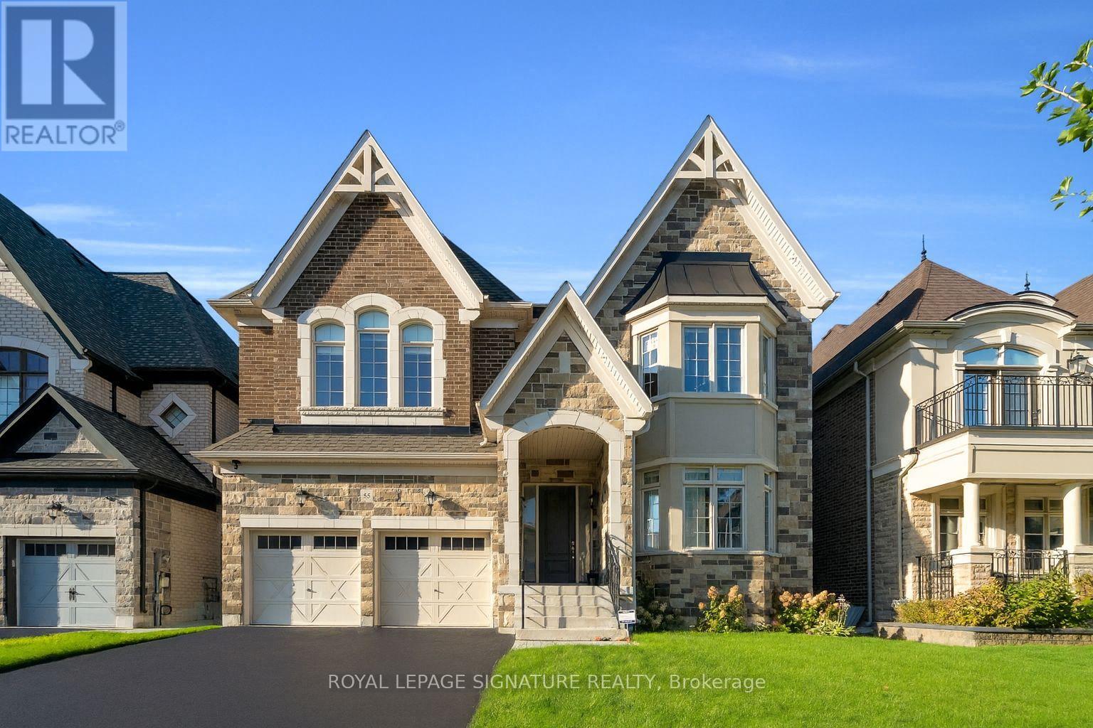 55 GLENSTEEPLE TRAIL, Aurora, Ontario