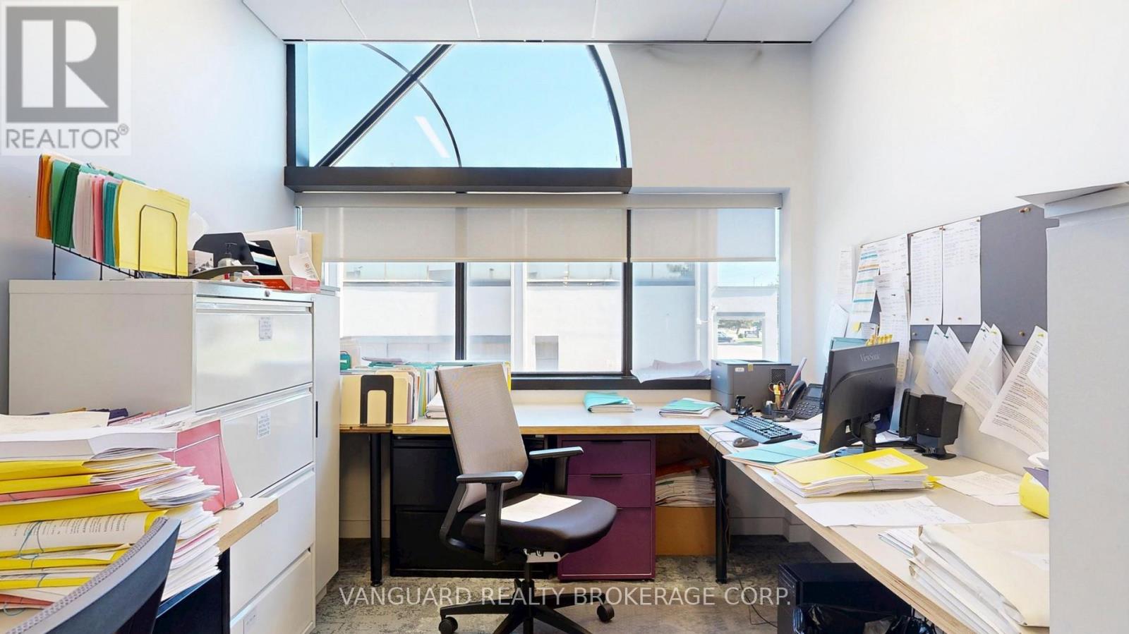 2-4, 201-203 - 4040 Steeles Avenue, Vaughan (Steeles West Industrial), Ontario  L4L 4Y5 - Photo 48 - N12447643