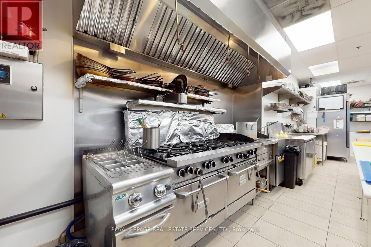 3600 Langstaff Road, Vaughan (East Woodbridge), Ontario  L4L 9E7 - Photo 19 - N12447657