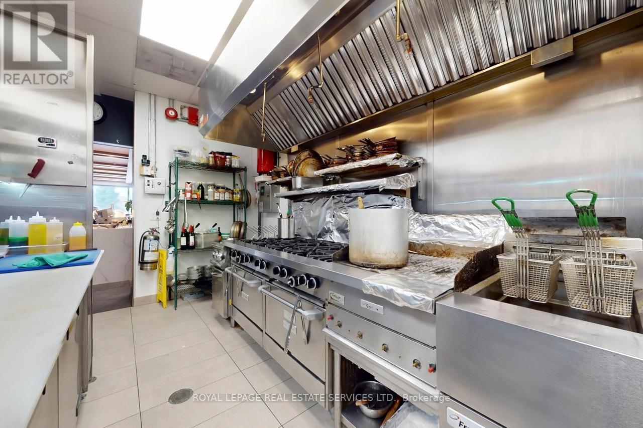 3600 Langstaff Road, Vaughan (East Woodbridge), Ontario  L4L 9E7 - Photo 21 - N12447657
