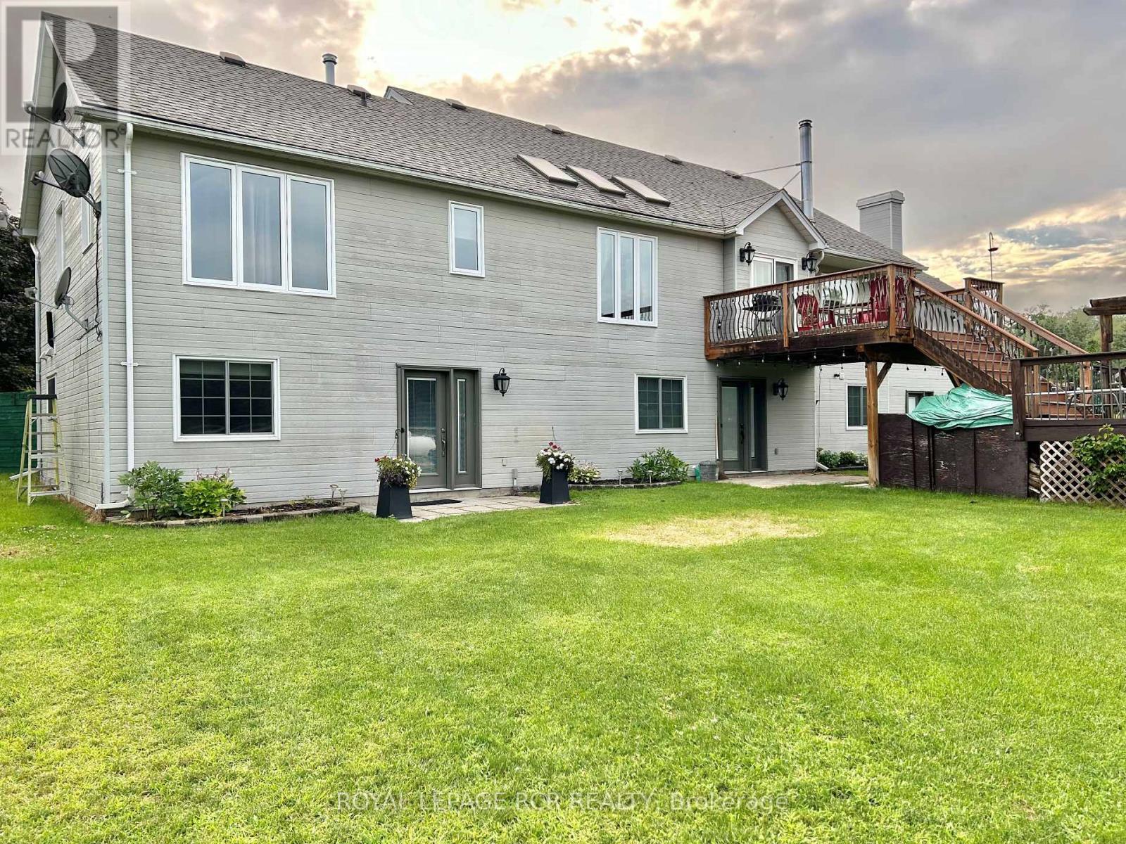 7425 Concession 2 Road, Adjala-Tosorontio, Ontario  L0M 1M0 - Photo 2 - N12447707
