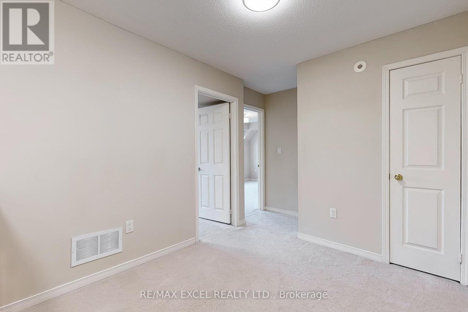 2173 Bur Oak Avenue, Markham, Ontario  L6E 0C4 - Photo 24 - N12447708