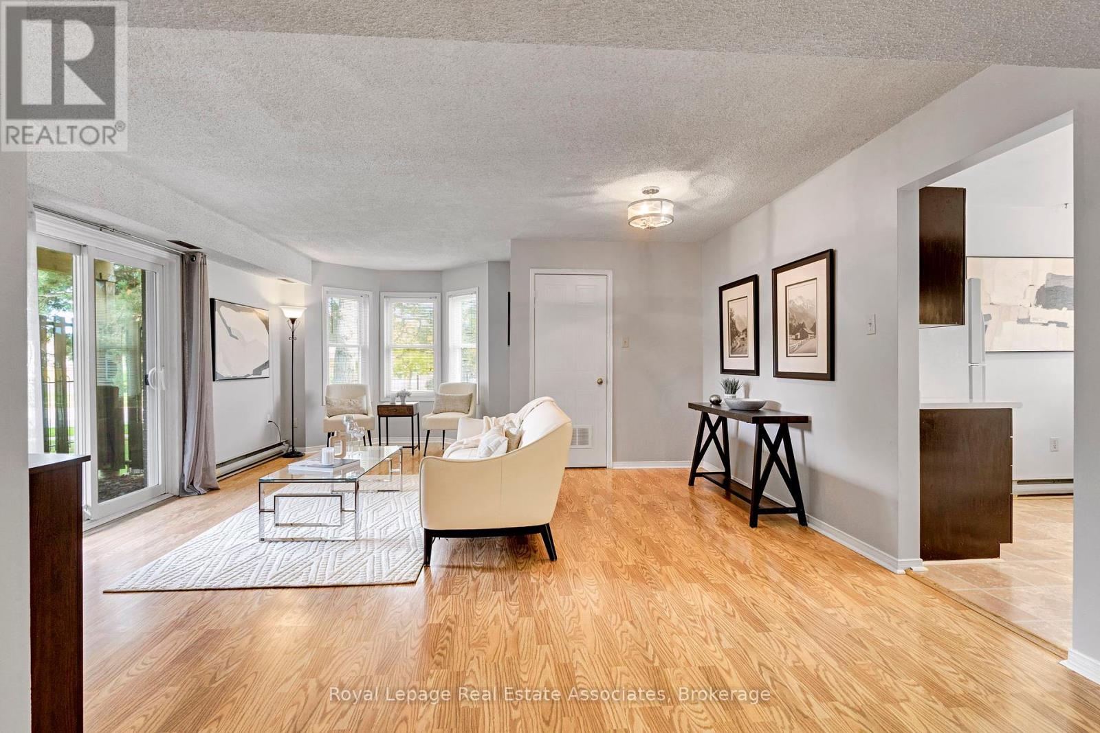 2 - 119 D'ambrosio Drive, Barrie (Painswick North), Ontario  L4N 7R7 - Photo 8 - S12447651