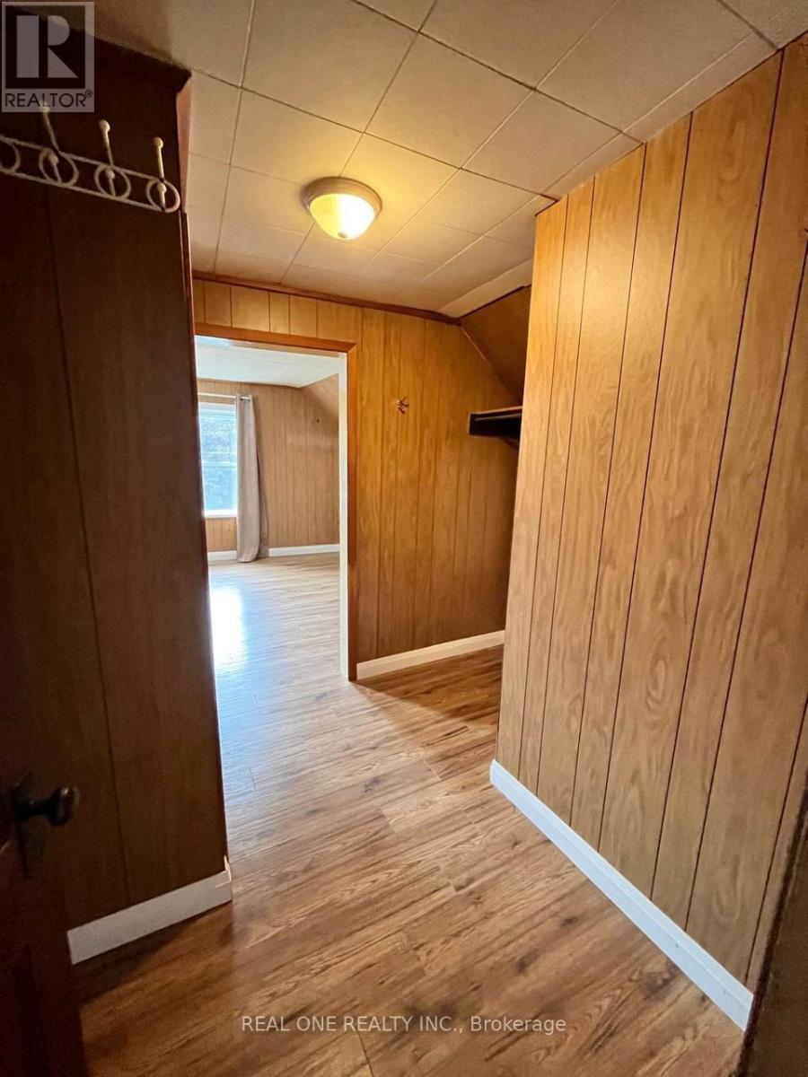216 John Street N, Orillia, Ontario  L3V 3H7 - Photo 18 - S12447706