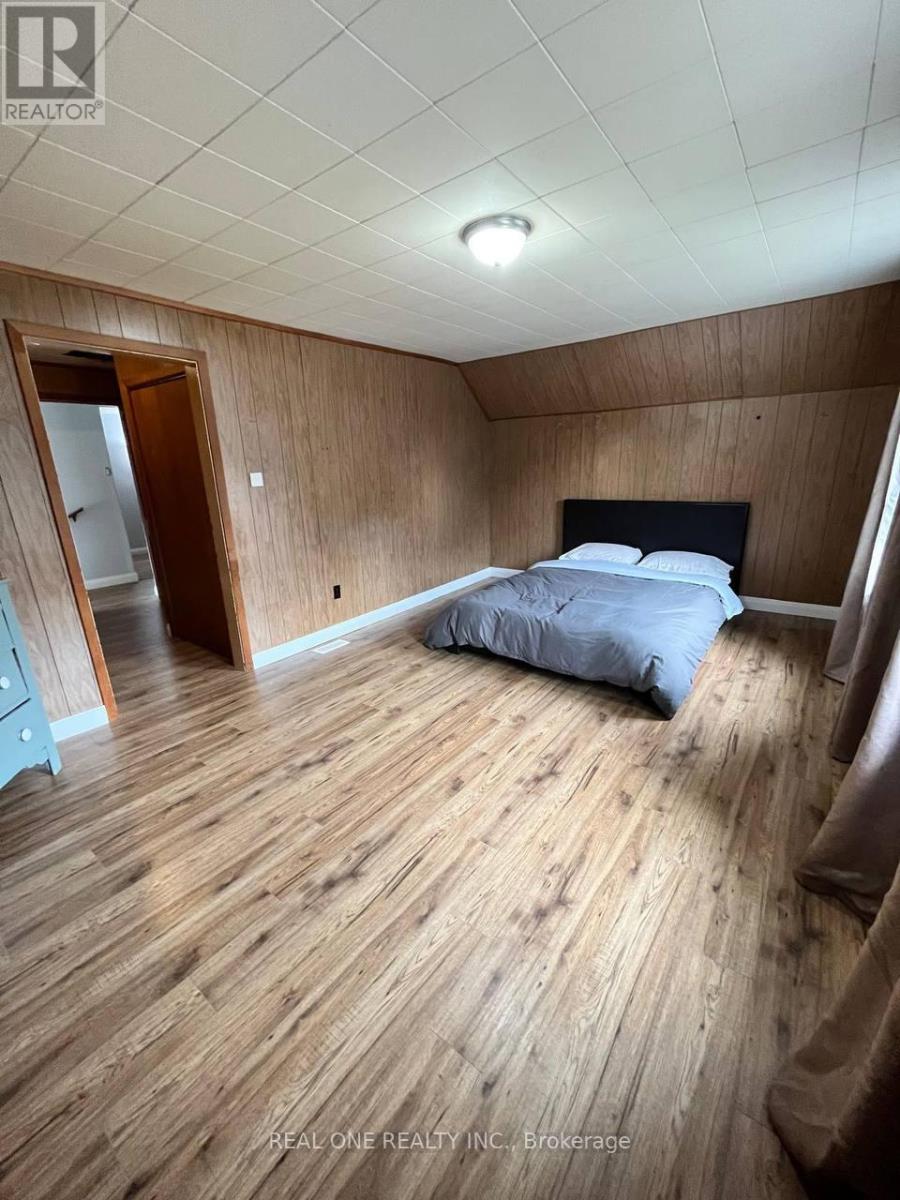 216 John Street N, Orillia, Ontario  L3V 3H7 - Photo 20 - S12447706