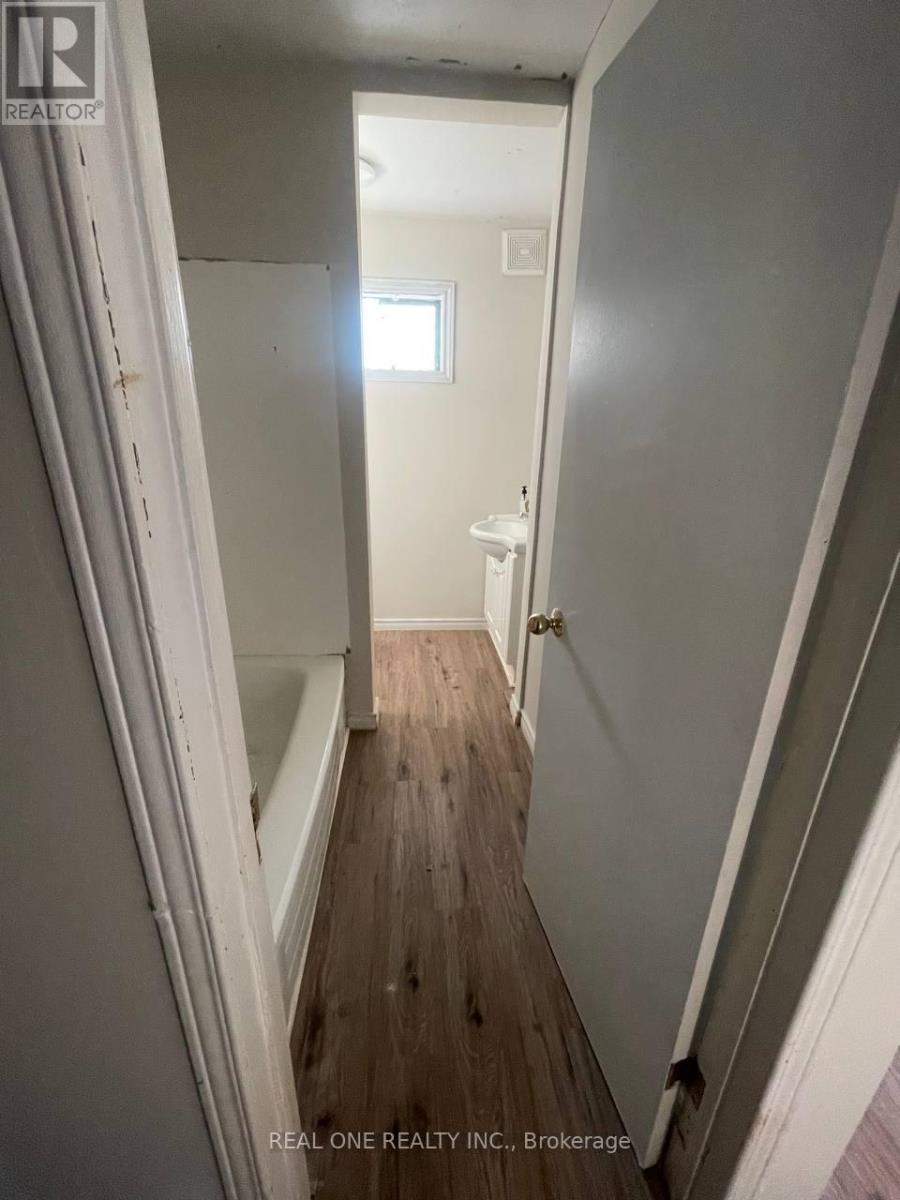 216 John Street N, Orillia, Ontario  L3V 3H7 - Photo 28 - S12447706