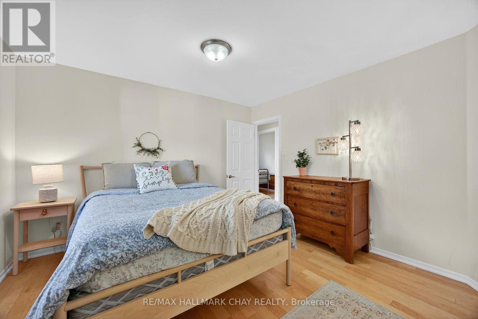 668 Broadview Avenue, Orillia, Ontario  L3V 6P2 - Photo 28 - S12447710