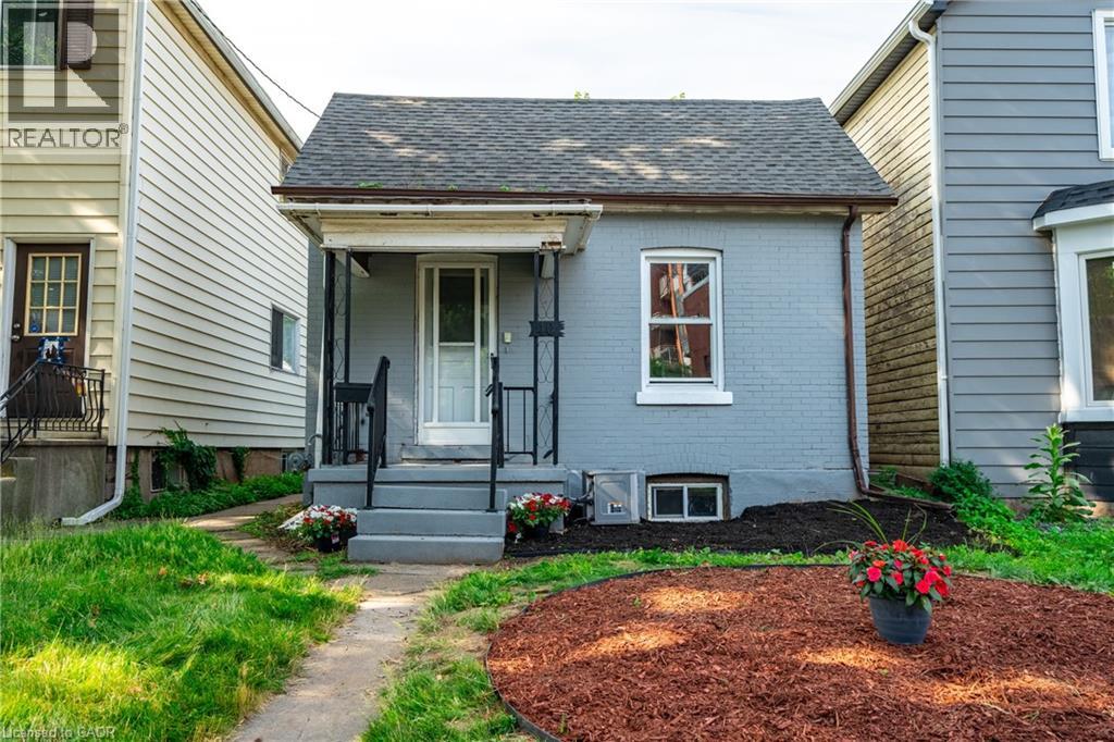 40 AIKMAN Avenue, Hamilton, Ontario