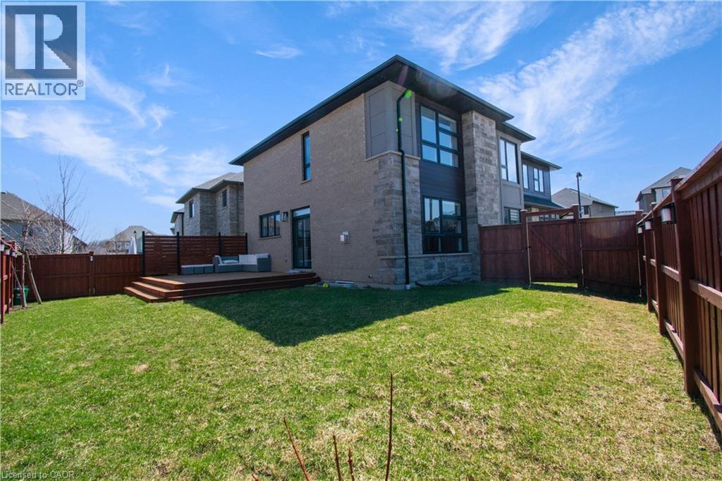 556 Mayapple Street, Waterloo, Ontario  N2V 0C3 - Photo 37 - 40776791