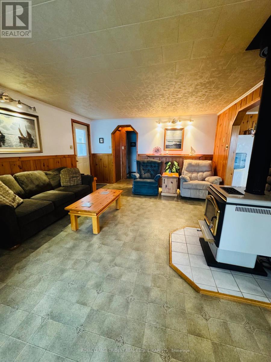 53 Lefebvre Peninsula Road, Kapuskasing, Ontario  P0L 1V0 - Photo 5 - T12447740