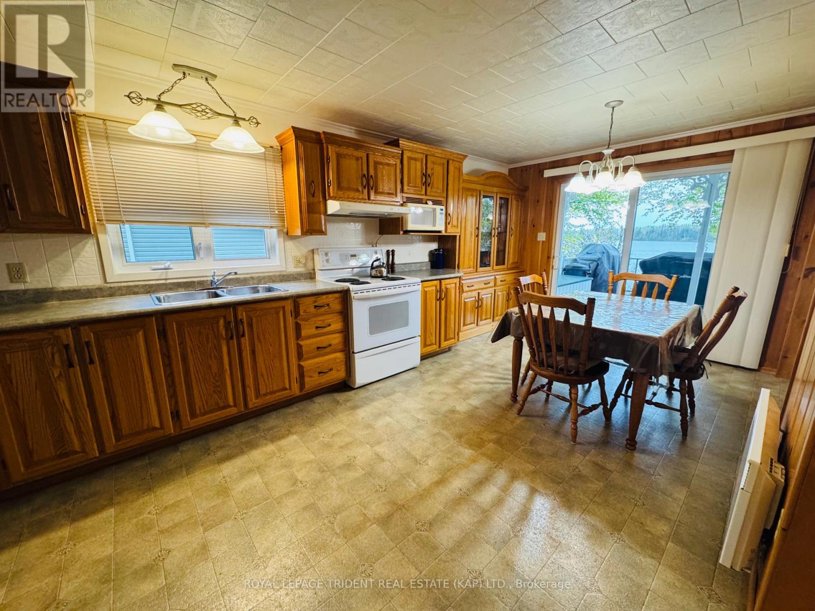 53 Lefebvre Peninsula Road, Kapuskasing, Ontario  P0L 1V0 - Photo 9 - T12447740