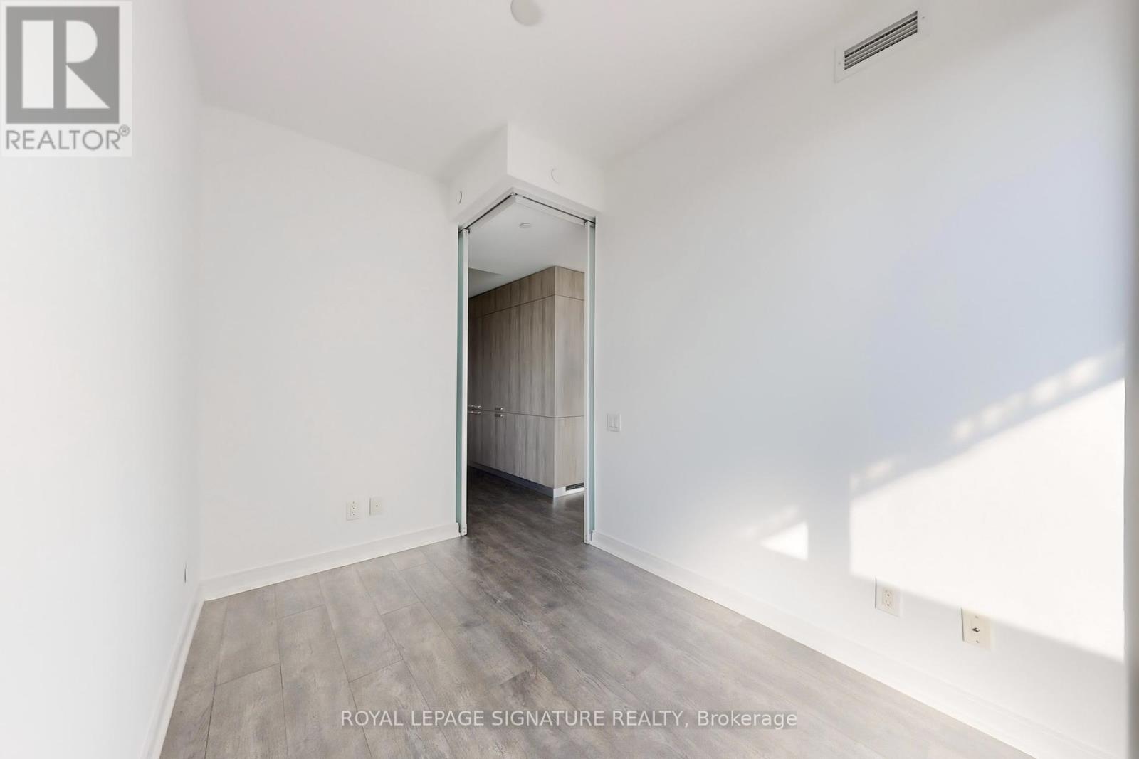 1901 - 50 Charles Street E, Toronto, Ontario  M4Y 0C3 - Photo 10 - C12447567