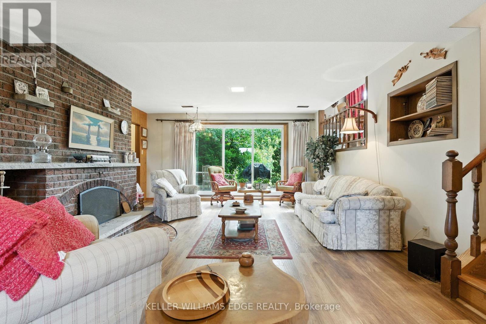 6101 Walkers Line, Burlington, Ontario  L7M 0R2 - Photo 7 - W12369631