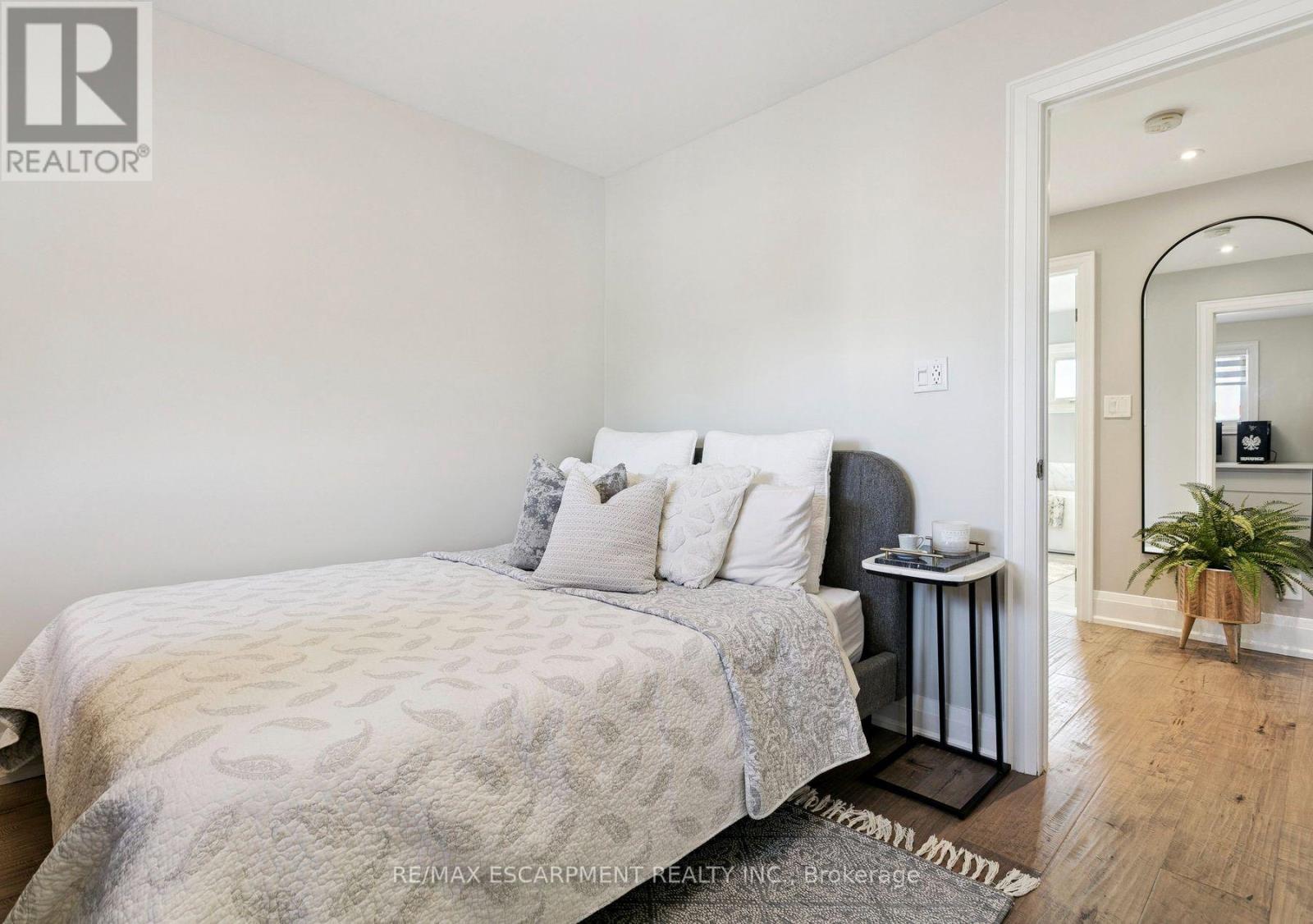2683 Kingsberry Crescent, Mississauga (Cooksville), Ontario  L5B 2K6 - Photo 20 - W12447584
