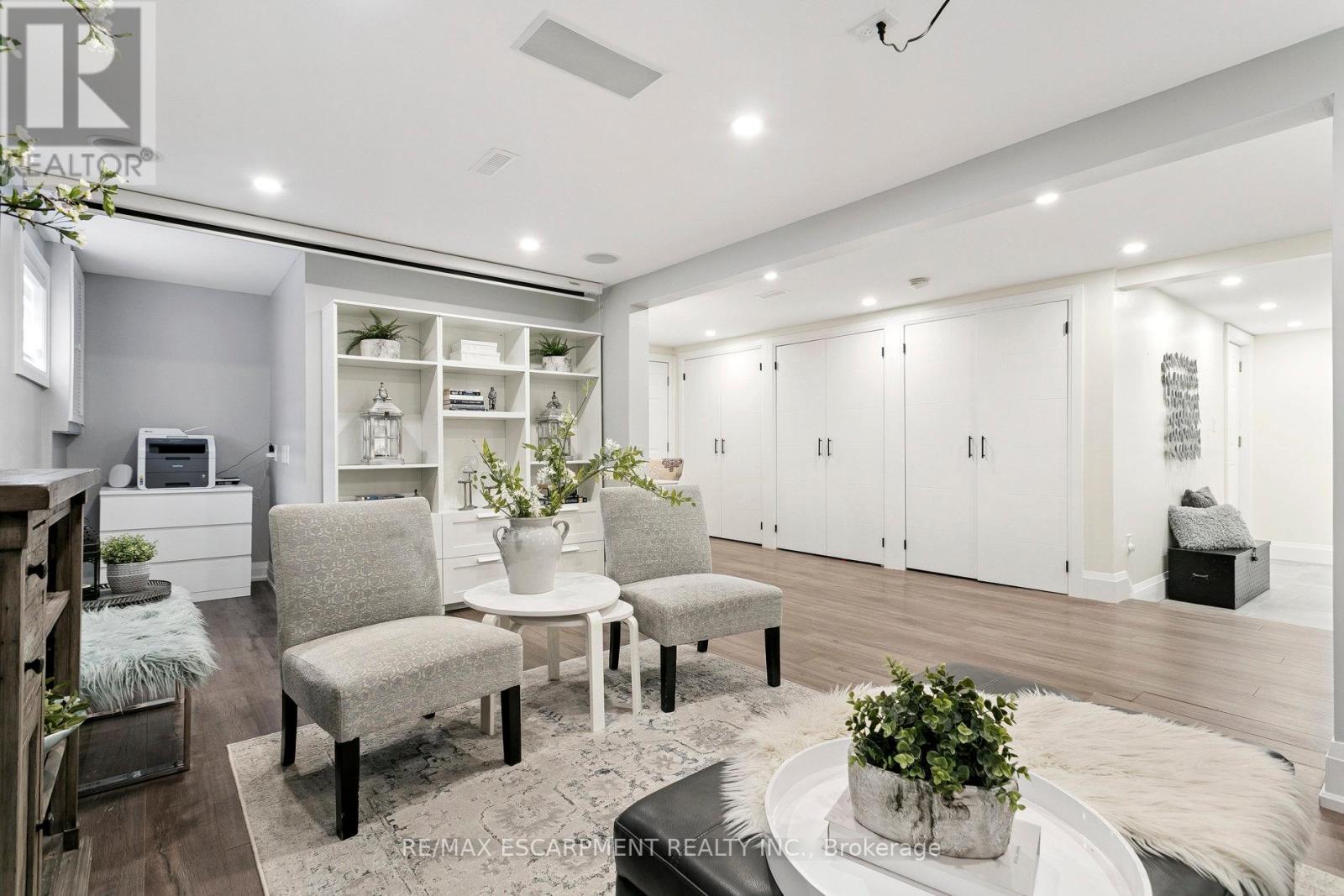 2683 Kingsberry Crescent, Mississauga (Cooksville), Ontario  L5B 2K6 - Photo 23 - W12447584