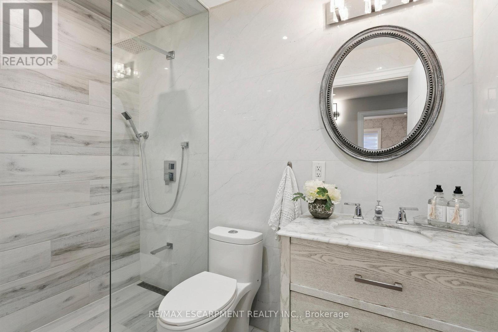 2683 Kingsberry Crescent, Mississauga (Cooksville), Ontario  L5B 2K6 - Photo 29 - W12447584