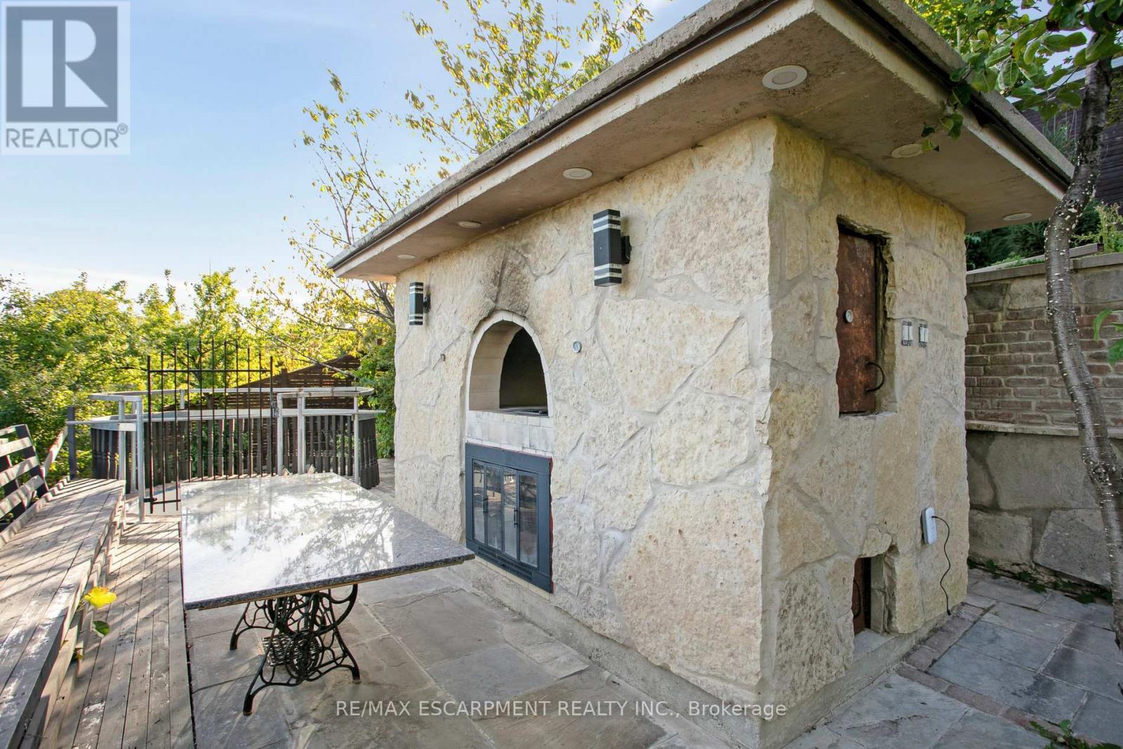 2683 Kingsberry Crescent, Mississauga (Cooksville), Ontario  L5B 2K6 - Photo 38 - W12447584