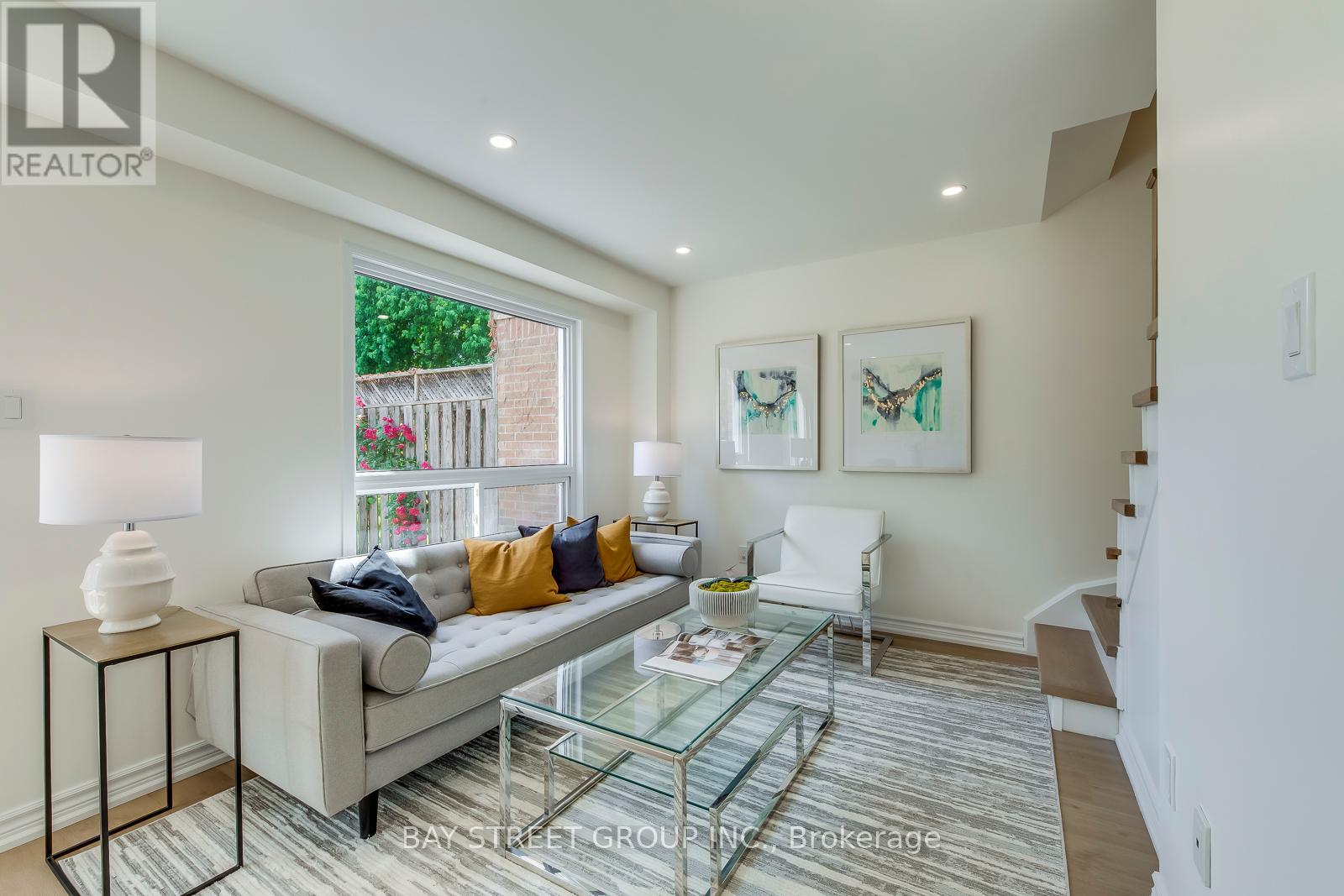 1106 Beechnut Road, Oakville, Ontario  L6J 7P1 - Photo 12 - W12447634