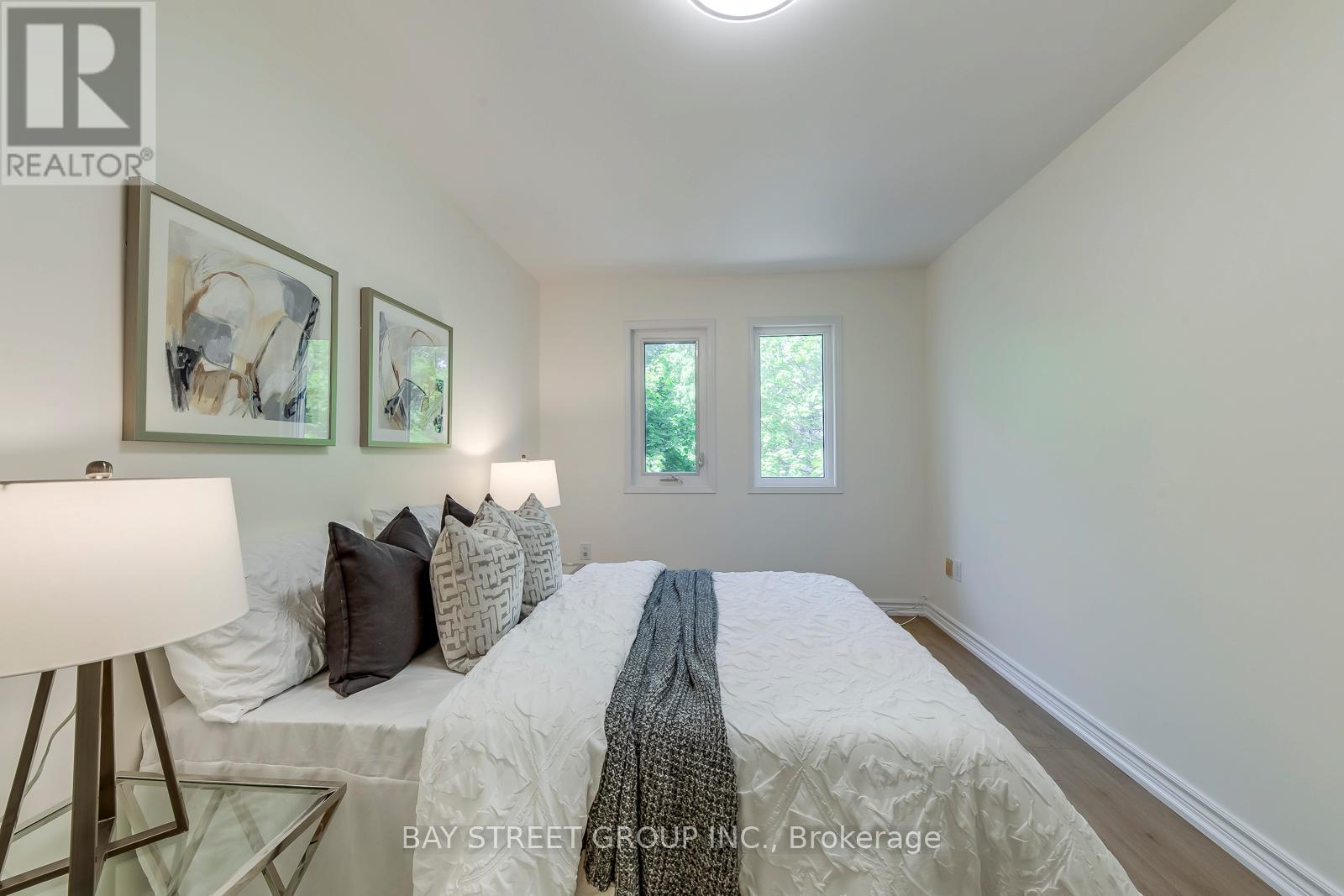 1106 Beechnut Road, Oakville, Ontario  L6J 7P1 - Photo 32 - W12447634