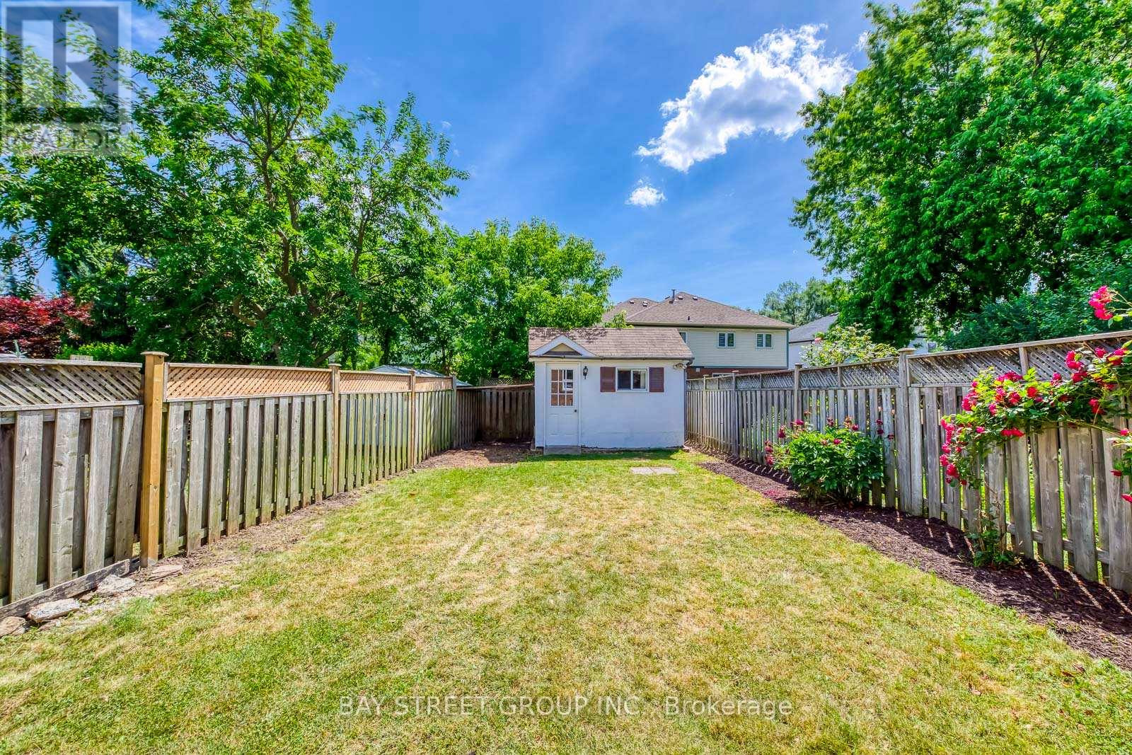 1106 Beechnut Road, Oakville, Ontario  L6J 7P1 - Photo 39 - W12447634