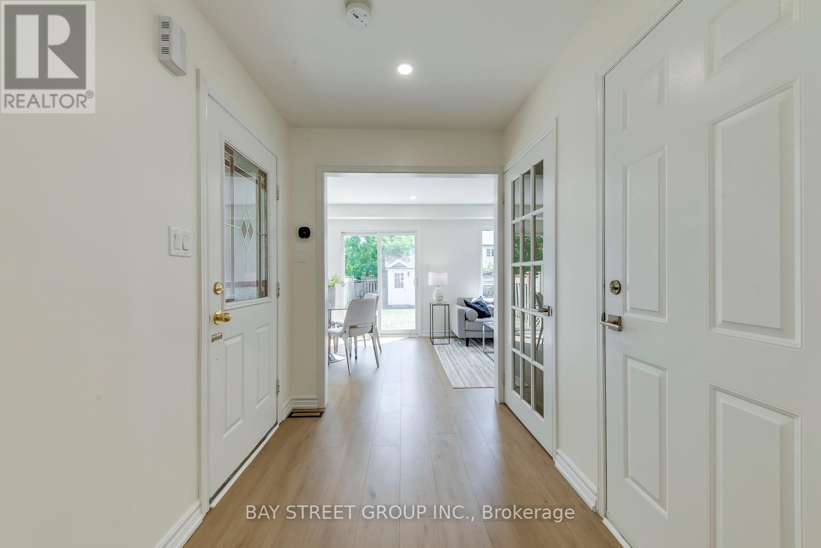 1106 Beechnut Road, Oakville (Cv Clearview), Ontario  L6J 7P1 - Photo 10 - W12447637