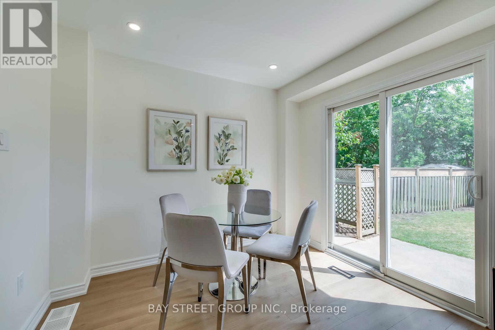 1106 Beechnut Road, Oakville (Cv Clearview), Ontario  L6J 7P1 - Photo 17 - W12447637