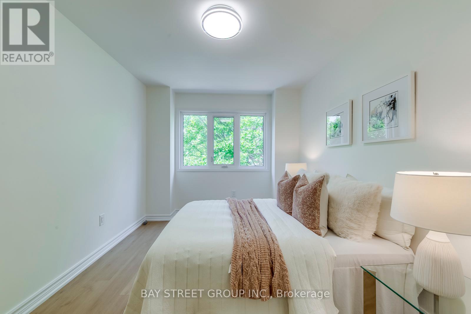 1106 Beechnut Road, Oakville (Cv Clearview), Ontario  L6J 7P1 - Photo 30 - W12447637