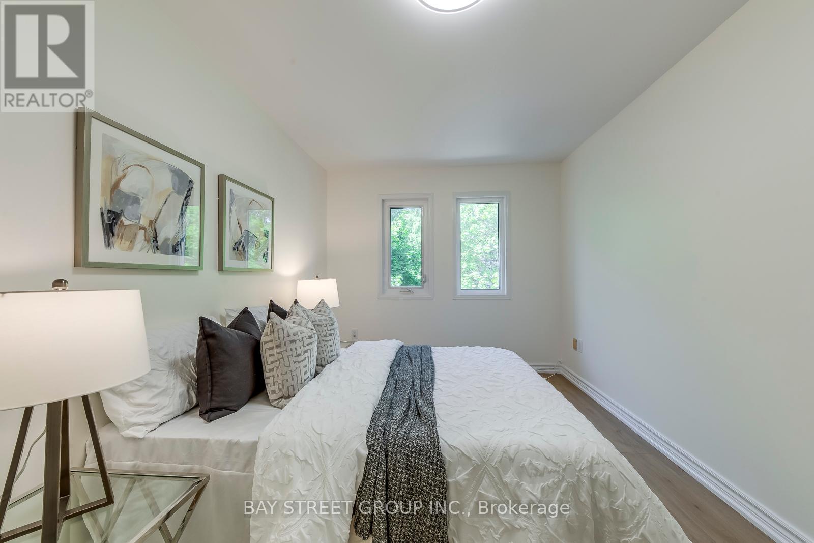 1106 Beechnut Road, Oakville (Cv Clearview), Ontario  L6J 7P1 - Photo 32 - W12447637