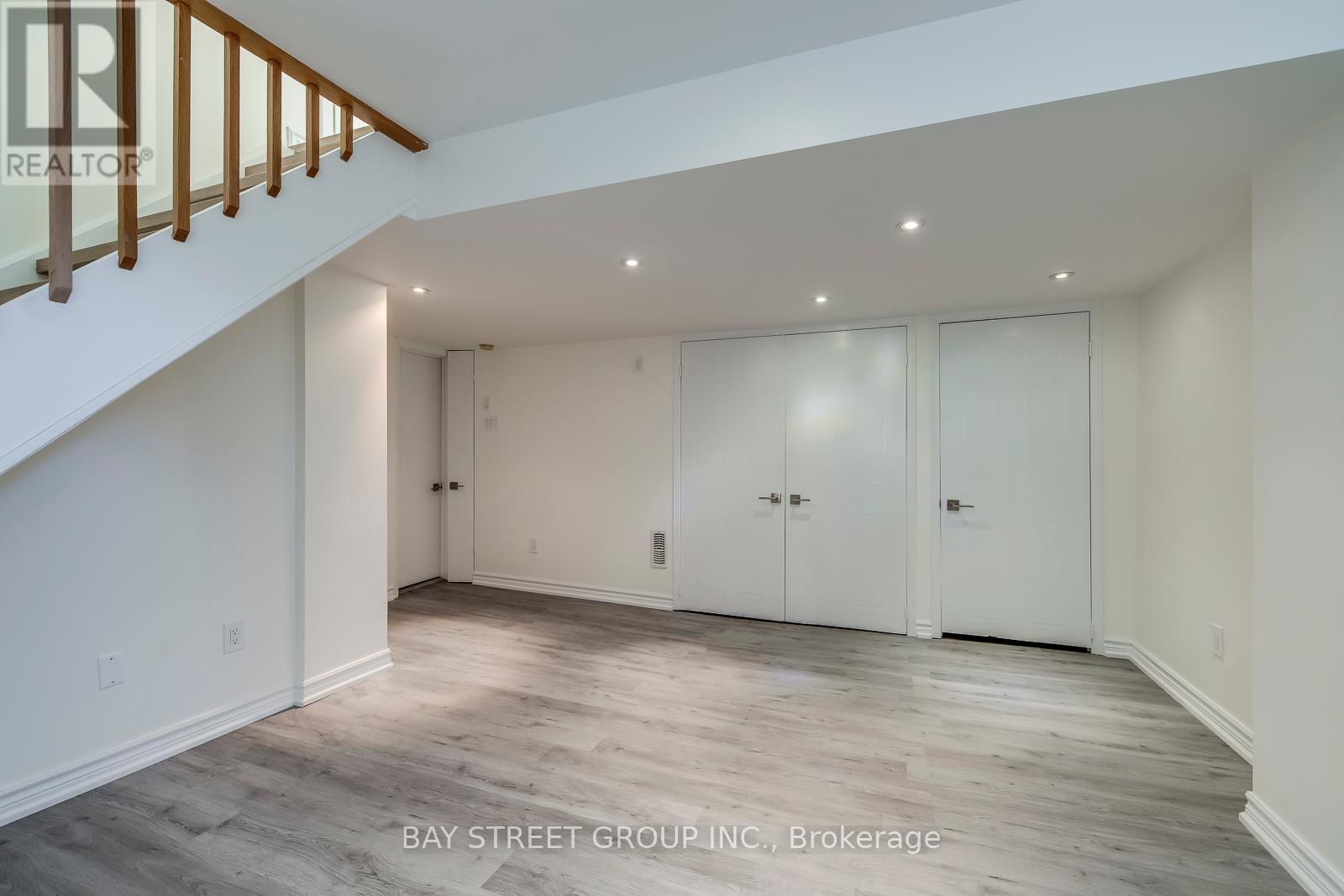 1106 Beechnut Road, Oakville (Cv Clearview), Ontario  L6J 7P1 - Photo 37 - W12447637