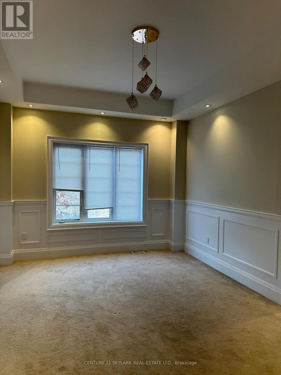 30 Burlwood Rd Burlwood Road, Brampton, Ontario  L6P 4E8 - Photo 12 - W12447644