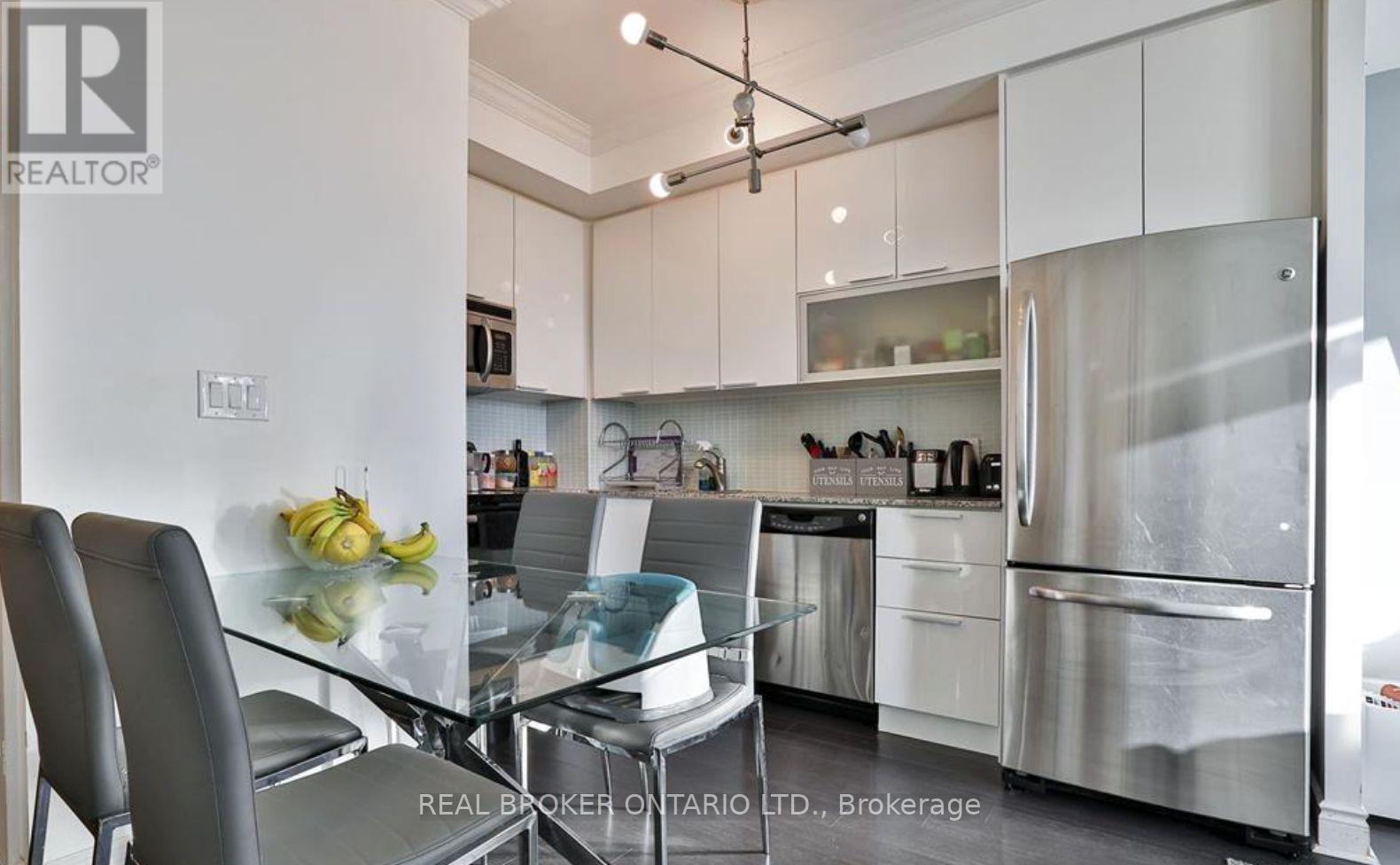 701 - 16 Brookers Lane, Toronto, Ontario  M8V 0A5 - Photo 3 - W12447646