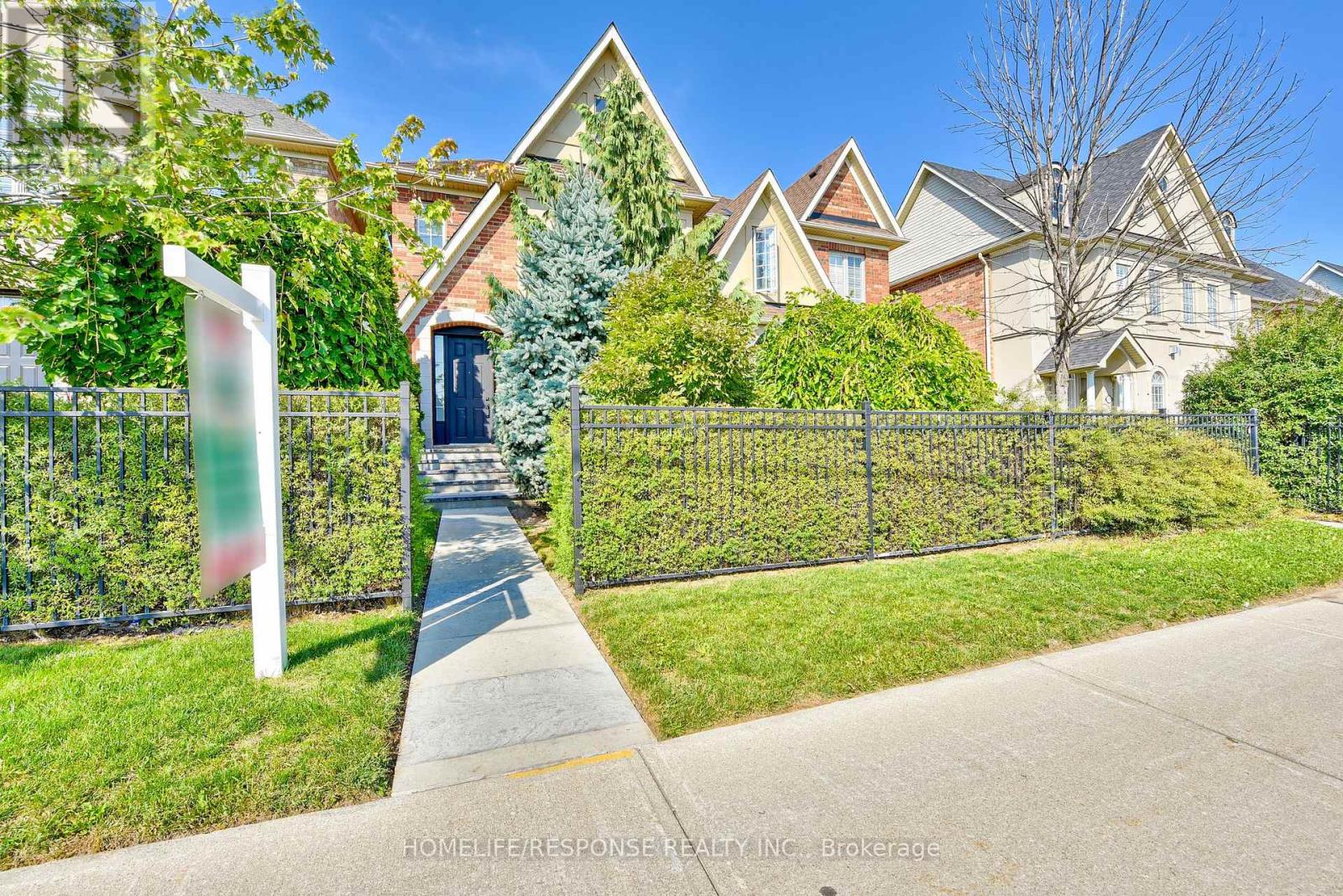 3927 Eglinton Avenue W, Mississauga (Churchill Meadows), Ontario  L5M 8A7 - Photo 1 - W12447655