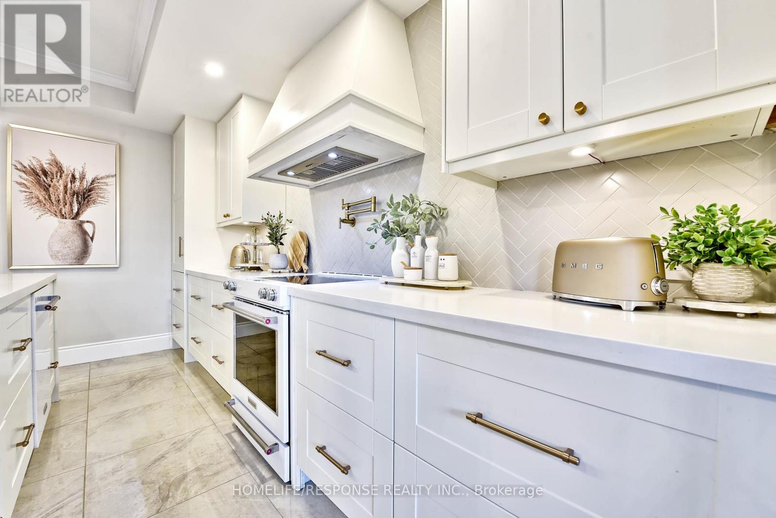 3927 Eglinton Avenue W, Mississauga (Churchill Meadows), Ontario  L5M 8A7 - Photo 14 - W12447655