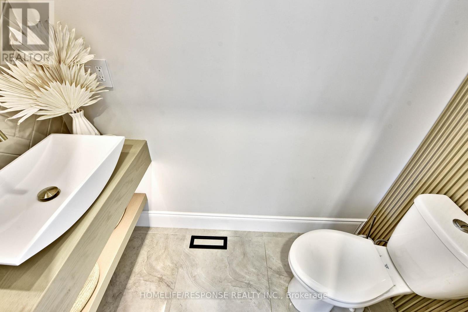 3927 Eglinton Avenue W, Mississauga (Churchill Meadows), Ontario  L5M 8A7 - Photo 24 - W12447655
