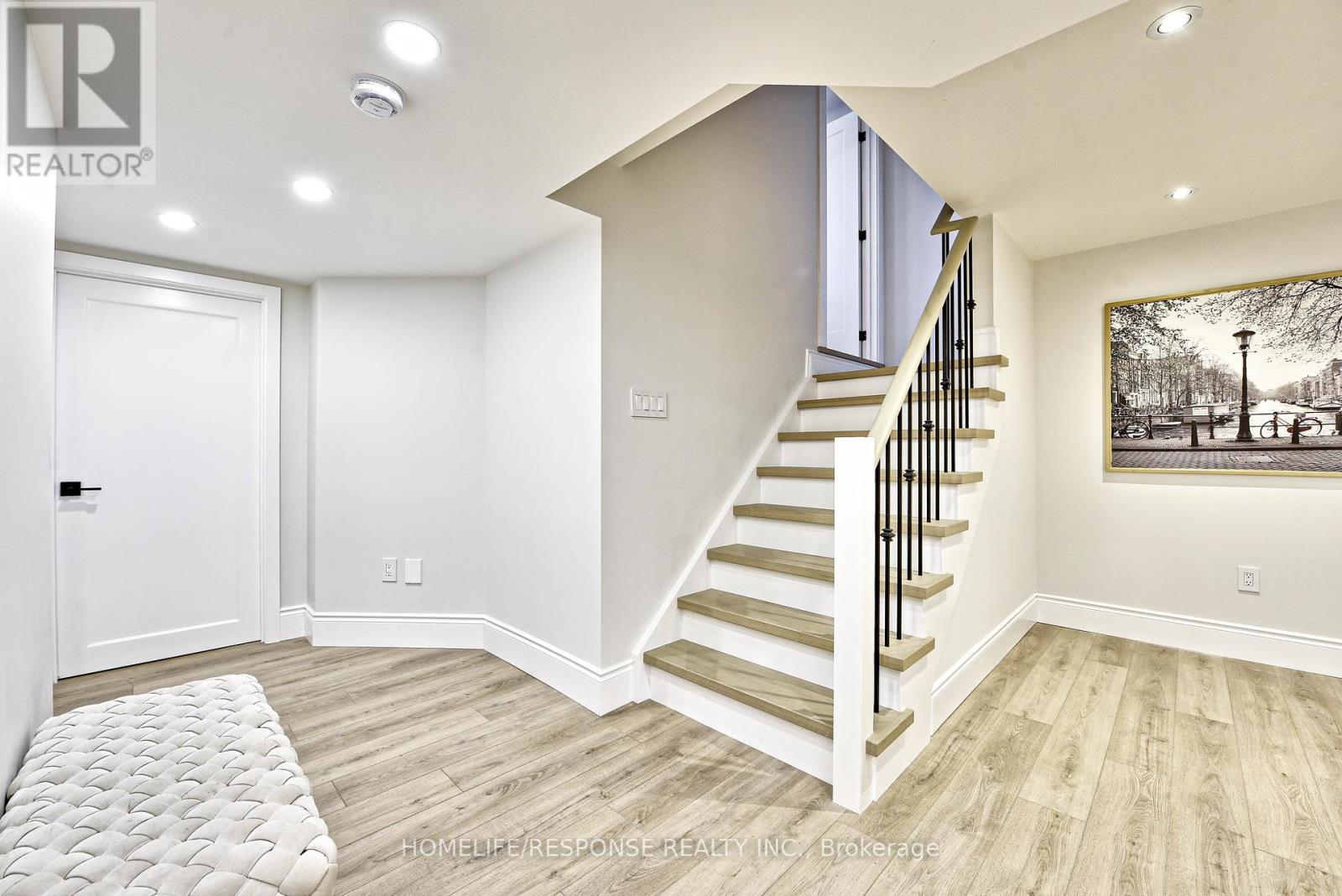 3927 Eglinton Avenue W, Mississauga (Churchill Meadows), Ontario  L5M 8A7 - Photo 39 - W12447655