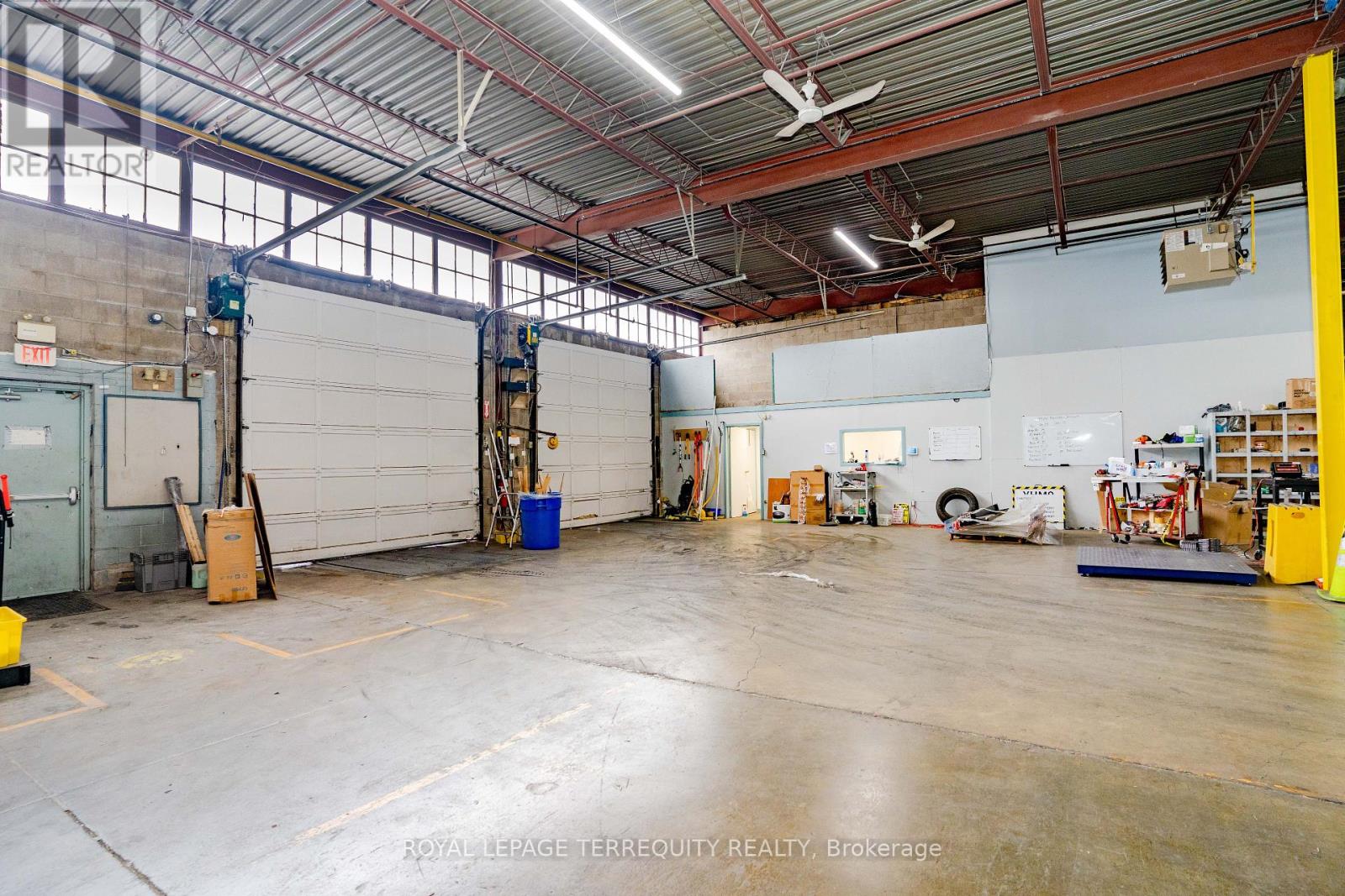 3 - 25 Tangiers Road, Toronto, Ontario  M2J 2B1 - Photo 2 - W12447661