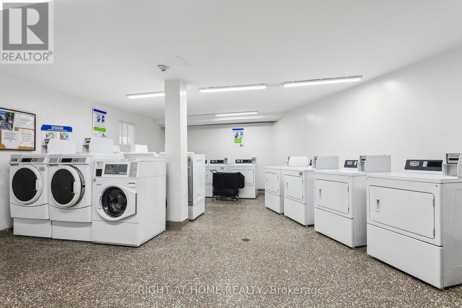 1616 - 451 The West Mall, Toronto (Etobicoke West Mall), Ontario  M9C 1G1 - Photo 38 - W12447668