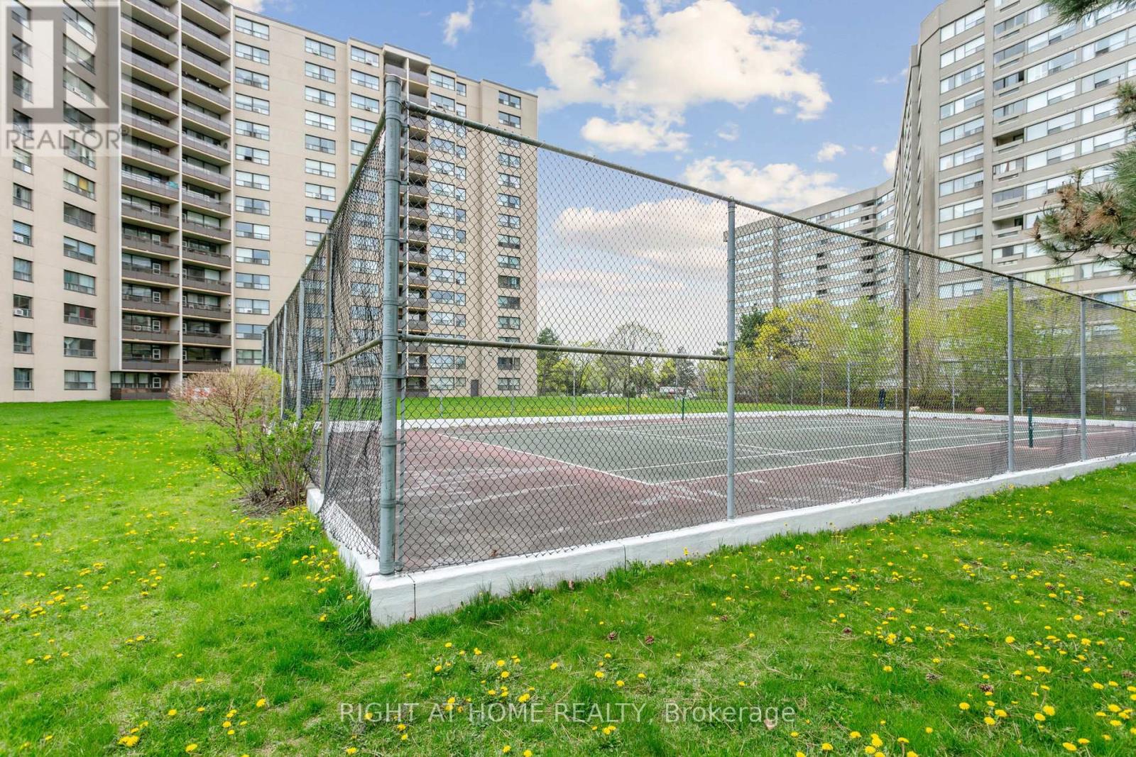 1616 - 451 The West Mall, Toronto (Etobicoke West Mall), Ontario  M9C 1G1 - Photo 39 - W12447668