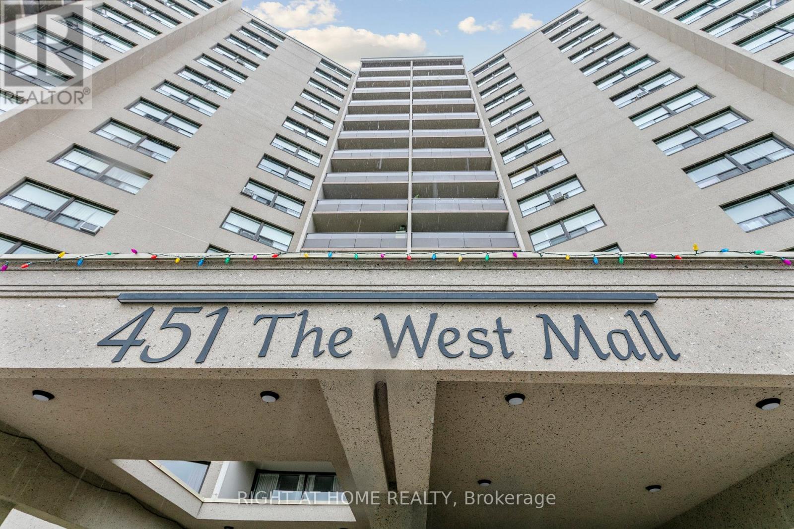 1616 - 451 The West Mall, Toronto (Etobicoke West Mall), Ontario  M9C 1G1 - Photo 4 - W12447668