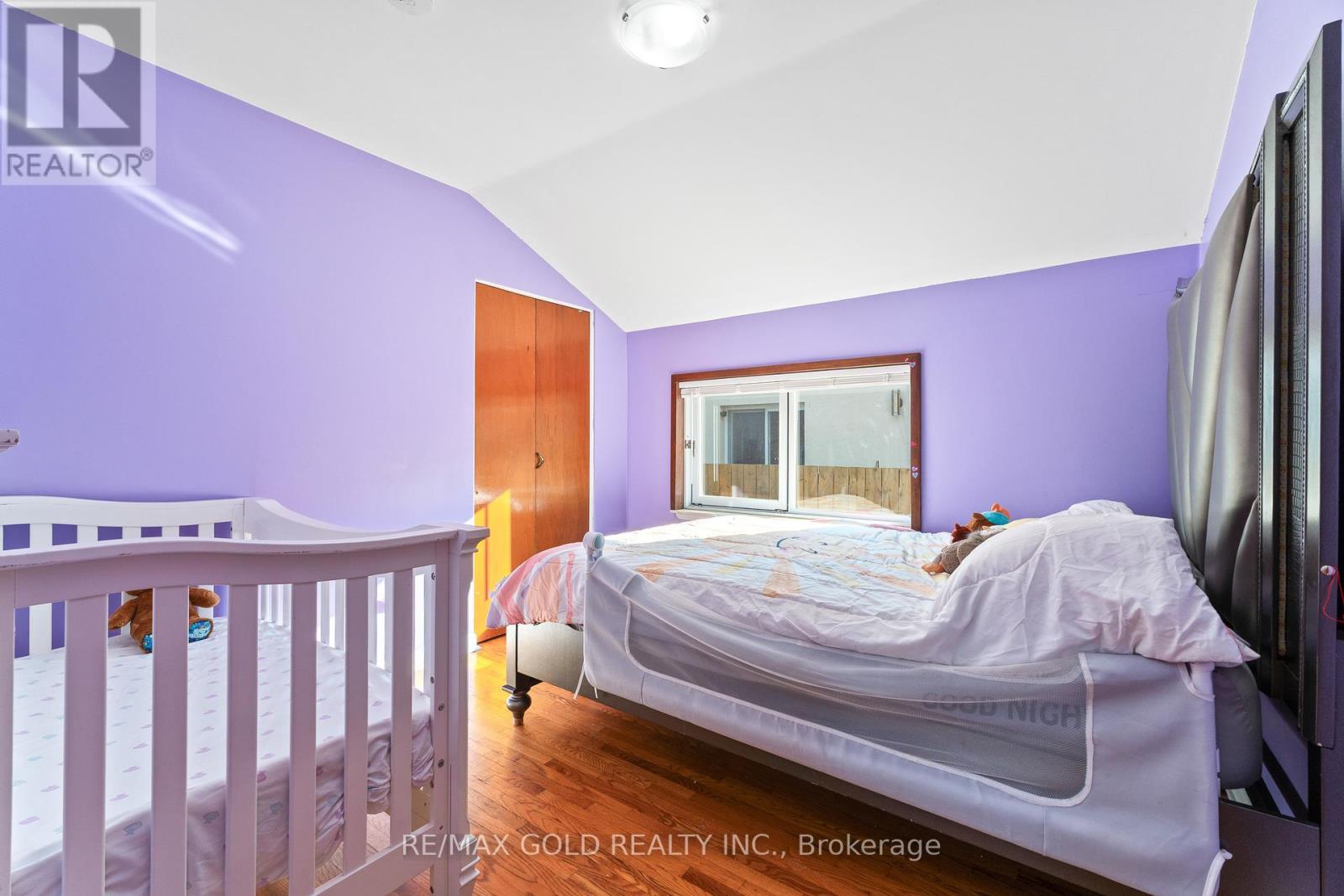 27 Burgby Avenue, Brampton, Ontario  L6X 2G7 - Photo 21 - W12447673