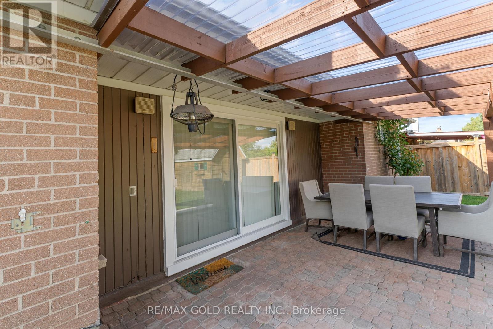 27 Burgby Avenue, Brampton, Ontario  L6X 2G7 - Photo 41 - W12447673