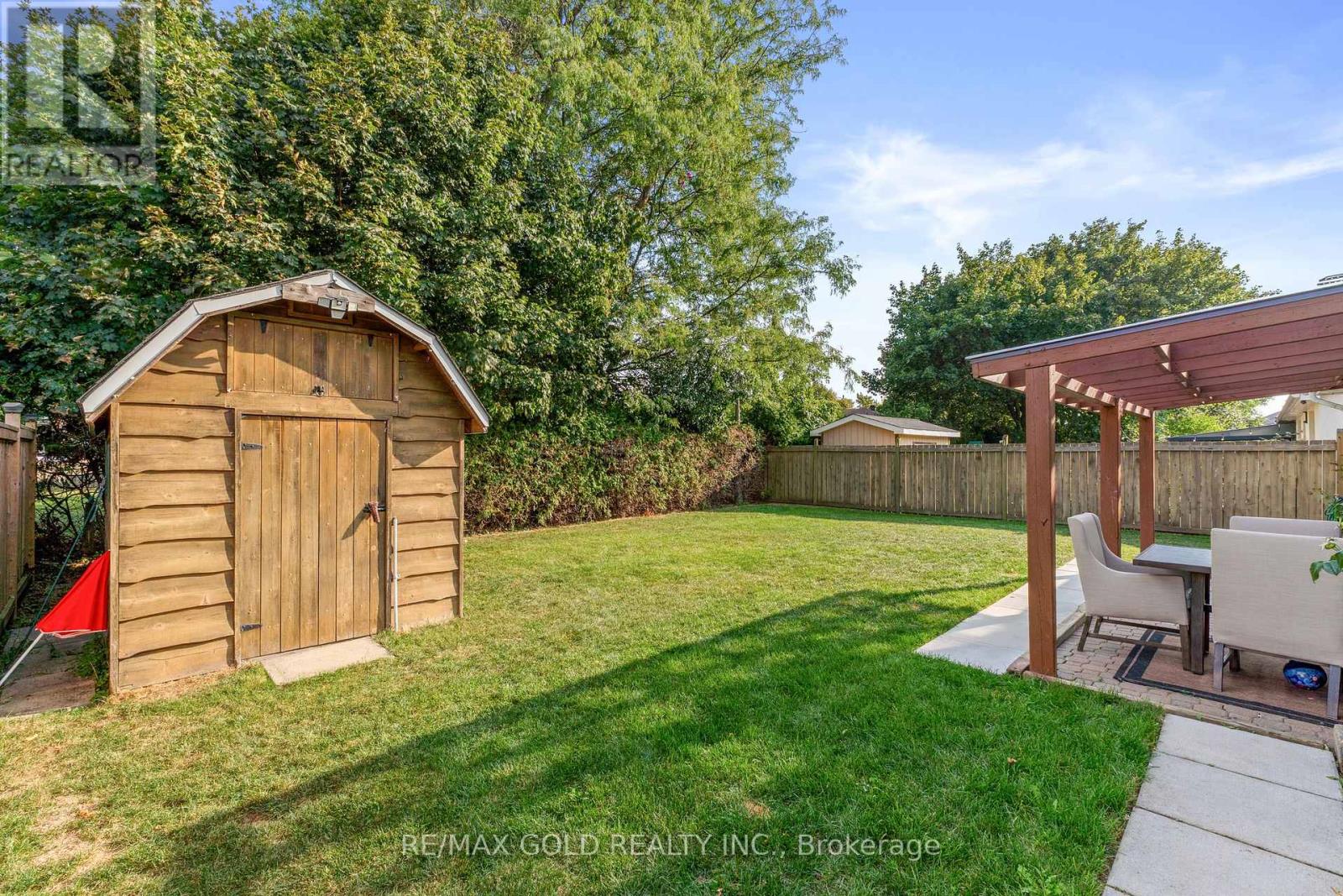 27 Burgby Avenue, Brampton, Ontario  L6X 2G7 - Photo 43 - W12447673